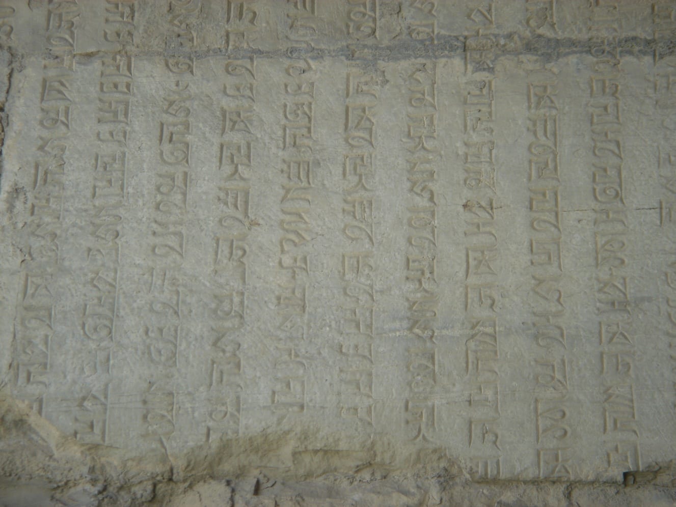 C:\Users\Suvdsuren\Desktop\New Folder (2)\DSC07415.JPG