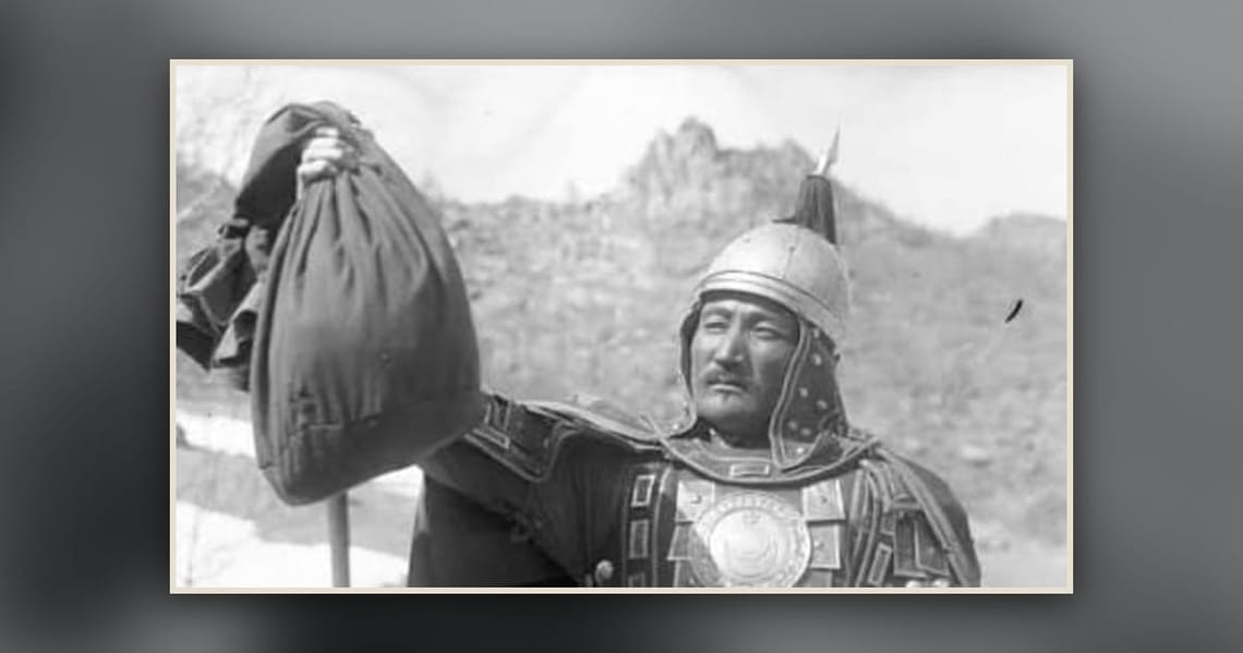 Улаан малгайт, Чонын анчин Раашийг бидэнд үлдээсэн Соёлын тэргүүний ажилтан